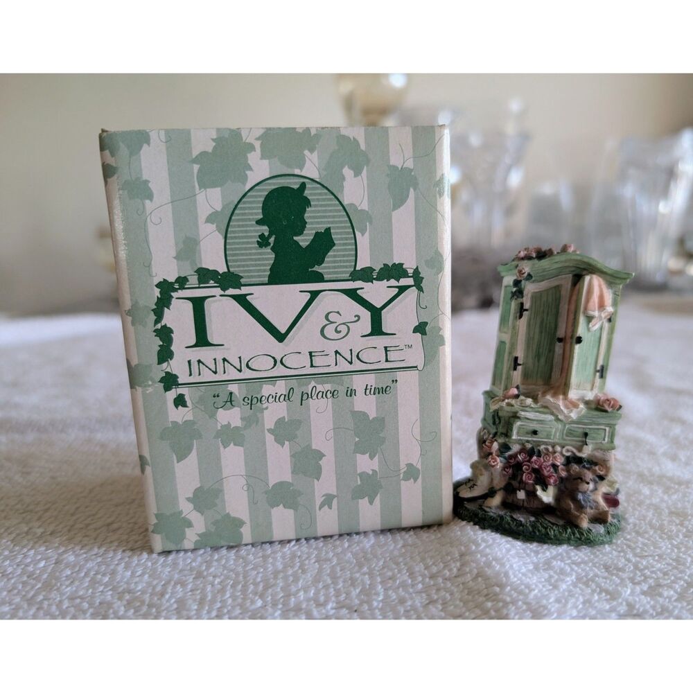 Ivy & Innocence Figurine #05064 “Timeless Treasures”  1997 Cast Art